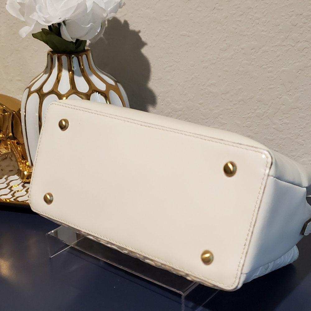 NWT Patricia Nash Empoli Satchel in Latte color - Picture 4 of 9
